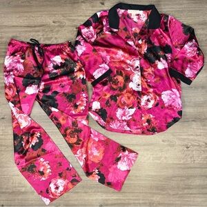 Oscar de la Renta Fuchsia, Pink and Black Floral Pajama Set